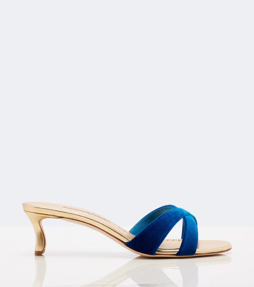 Callydramu Velvet Mules