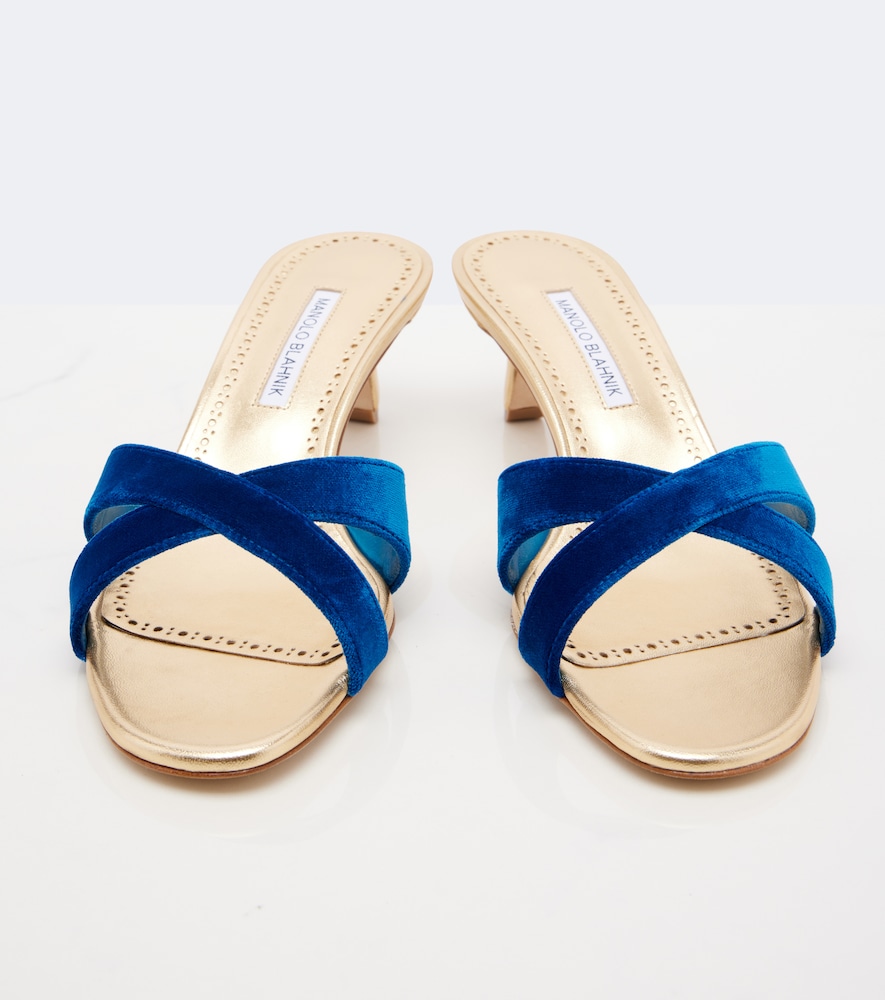 Callydramu Velvet Mules