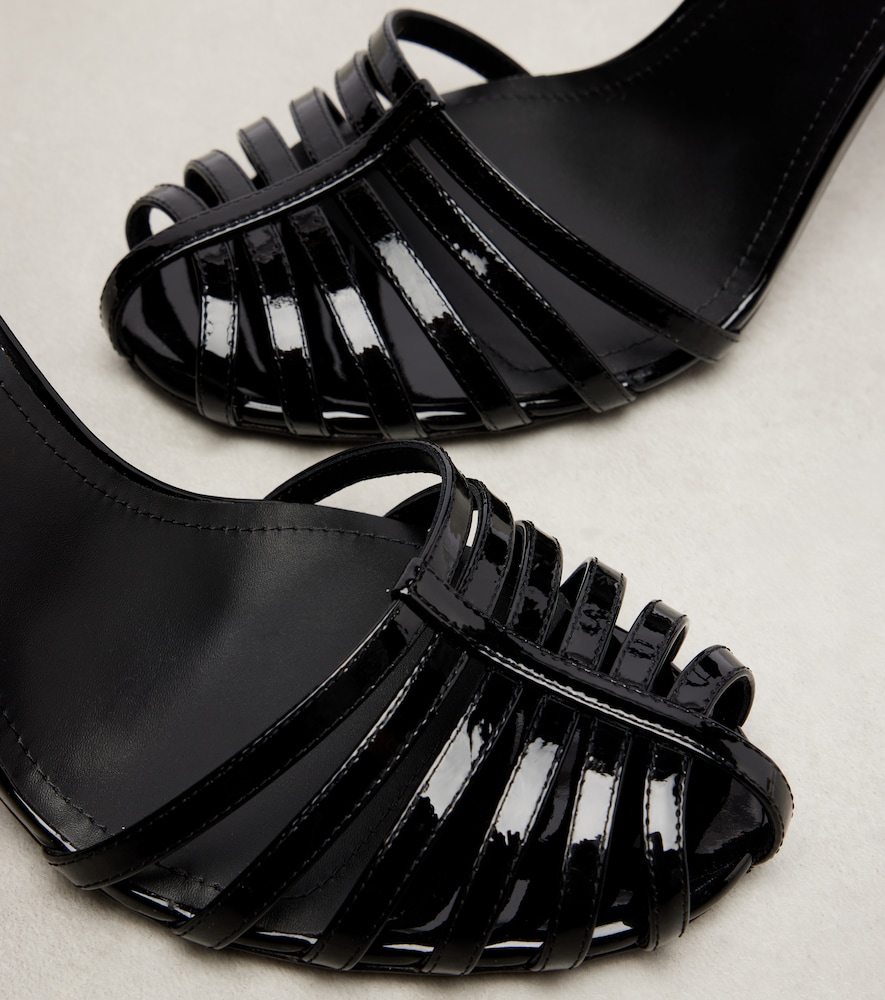 95 Sandals