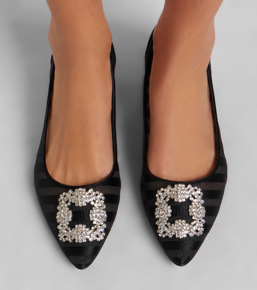 Manolo Blahnik Hangisi embellished pumps