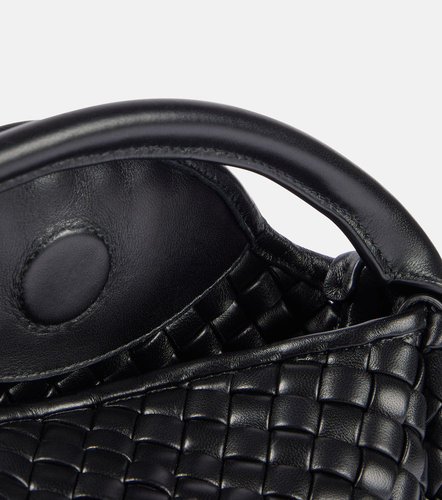 Bottega Veneta Cobble Intrecciato Mini Leather Tote Bag In 黑色
