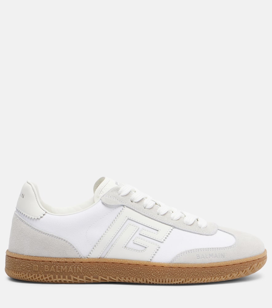 Balmain Swan Low-top Sneakers With Suede Accents In Gray
