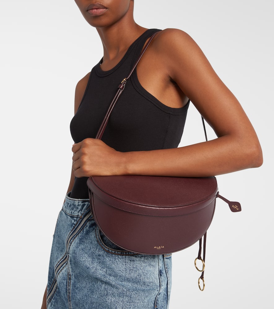 Alaïa Hip Small Leather Shoulder Bag In Burgundy