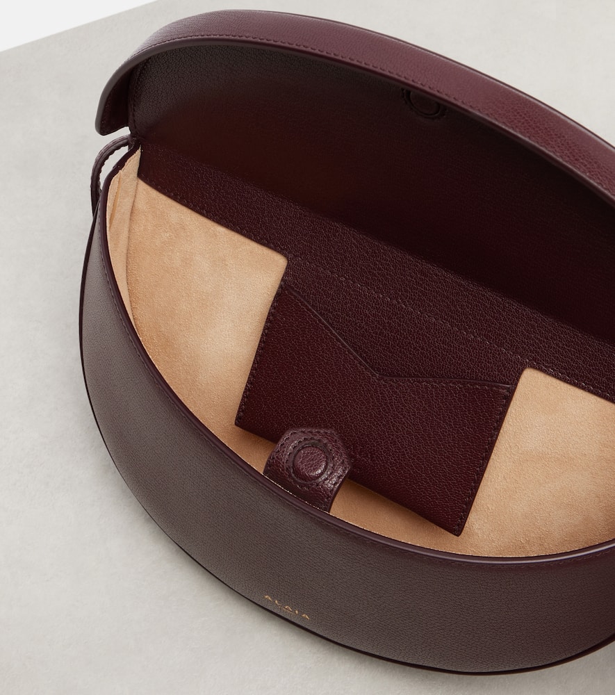 Alaïa Hip Small Leather Shoulder Bag In Burgundy
