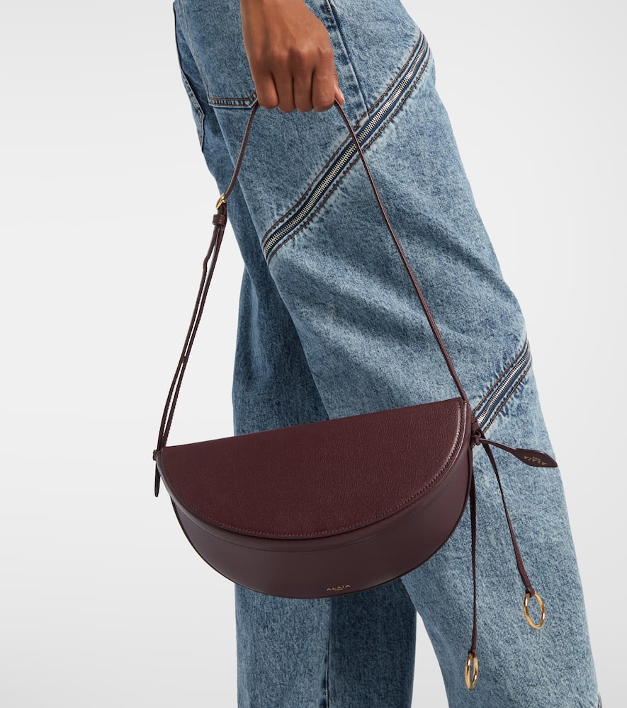Alaïa Hip Small Leather Shoulder Bag In Burgundy
