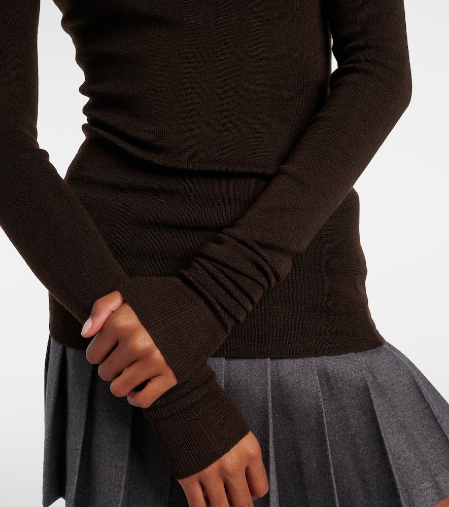 The Frankie Shop Utica Thin Wool And Silk Turtleneck Sweater In Brown