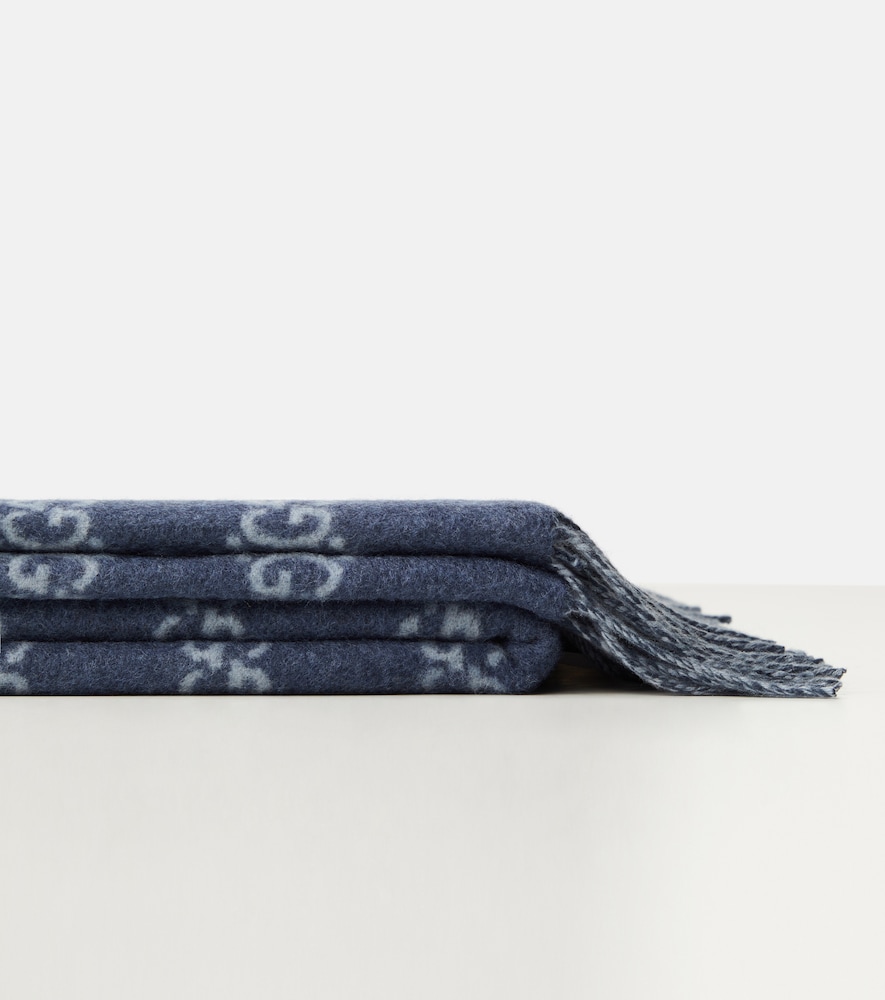  Gucci Gucci Gg Wool And Cashmere Blanket 