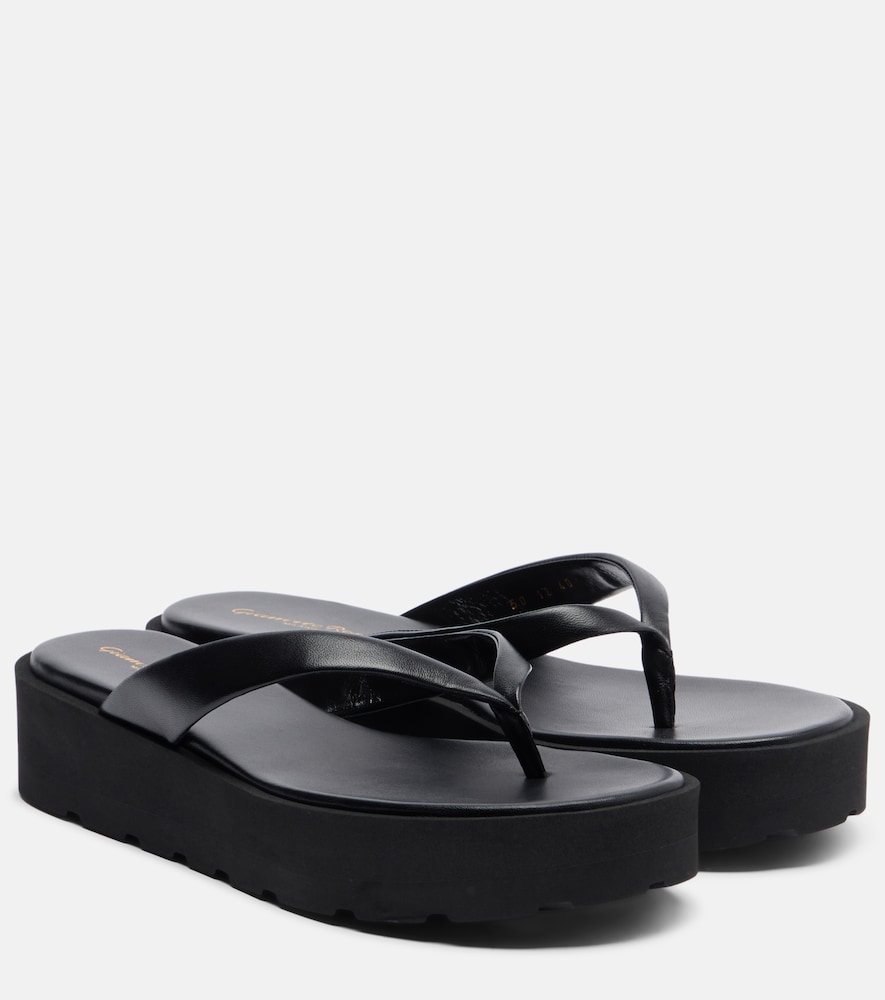 Gianvito Rossi Leather platform thong sandals