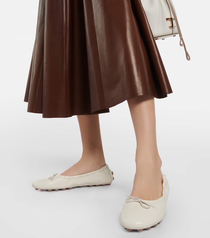 TOD'S LEATHER BALLET FLATS