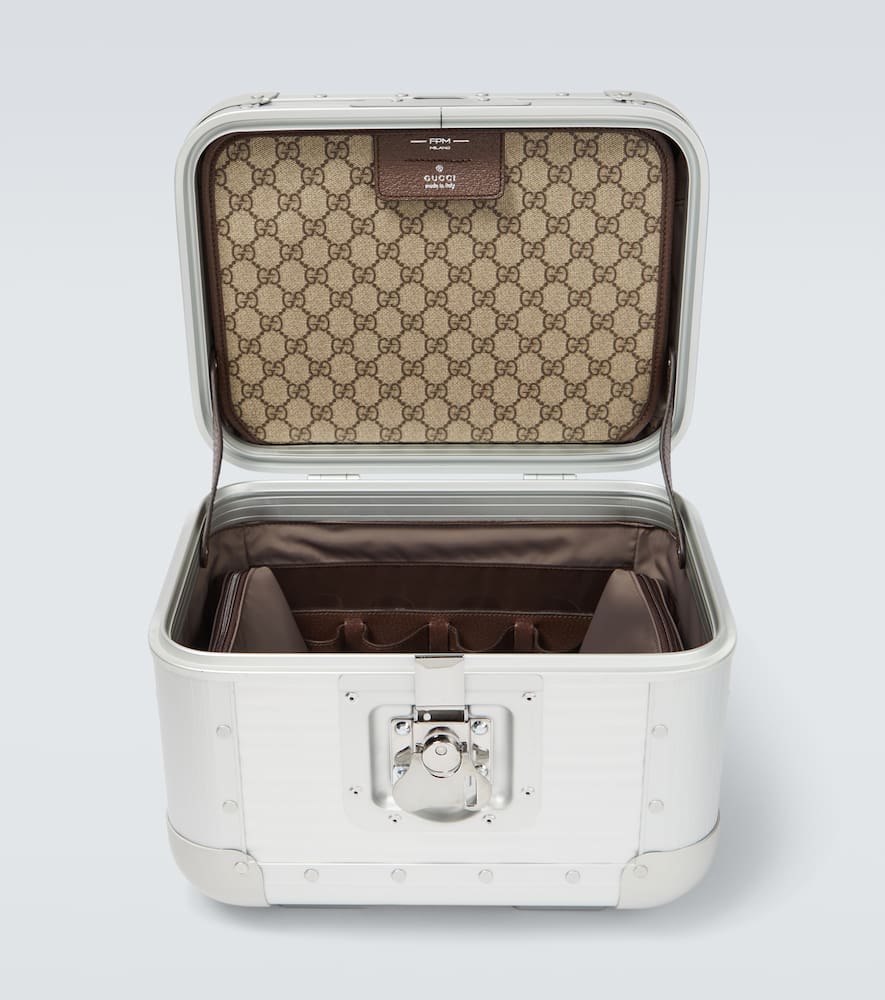 Vanity store case gucci