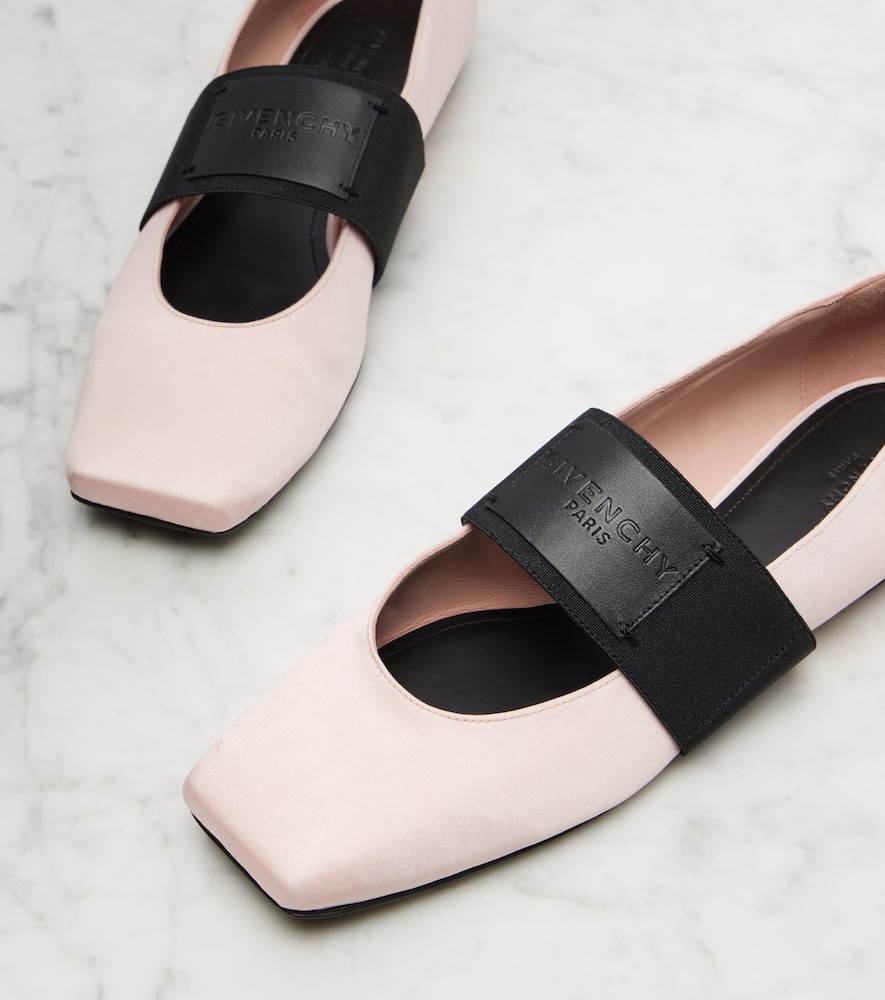  Givenchy Givenchy Ballerinas Sliced Square Aus Satin 