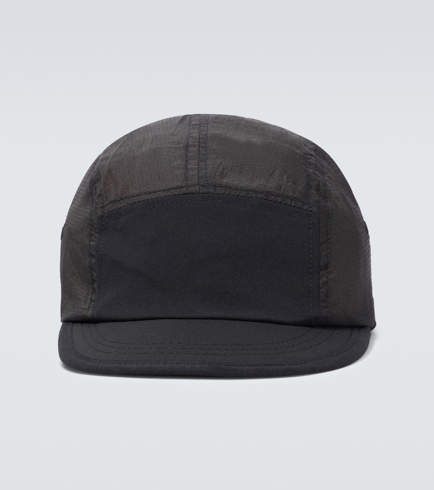 Satisfy Rippy trail cap