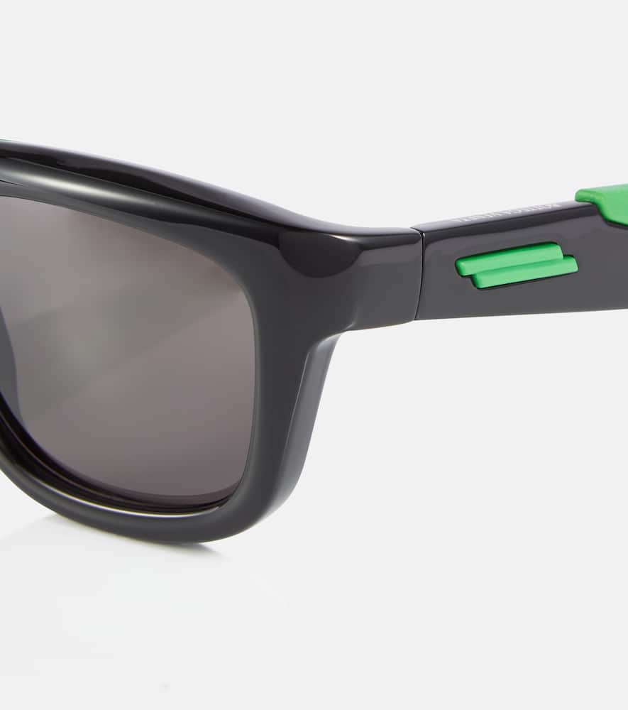 Bottega Veneta Square Sunglasses In Black-black-grey