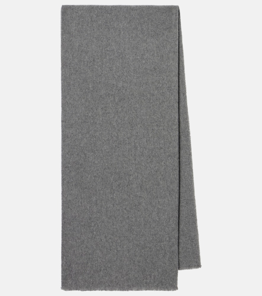 Virgin wool scarf