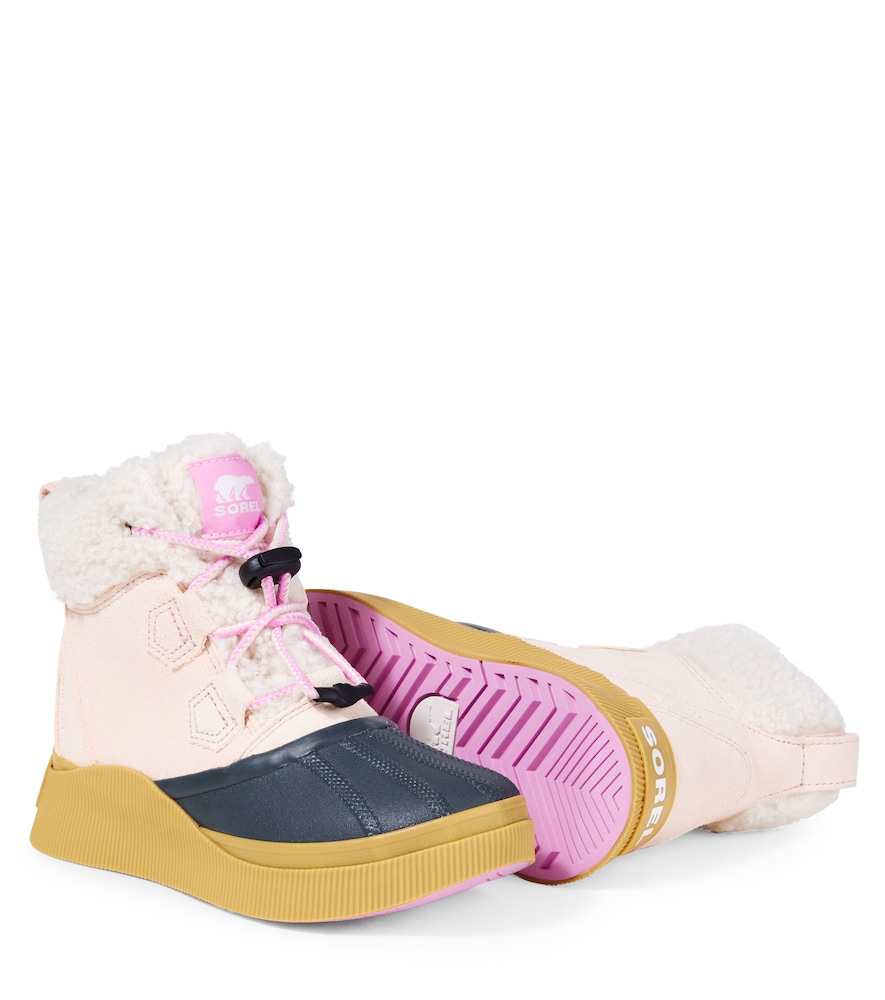  Sorel Kids Sorel Kids Out N Aboutâ¢ Shearling-trimmed Suede Boots 