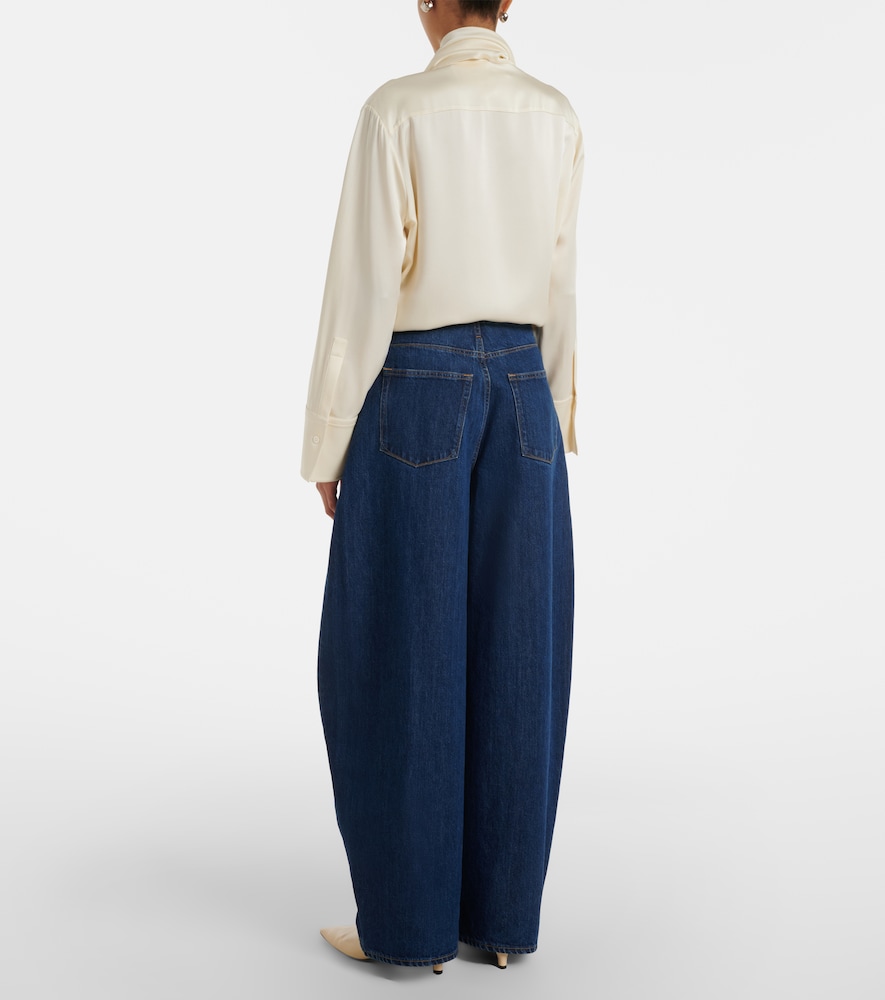 Barrel-Leg Jeans