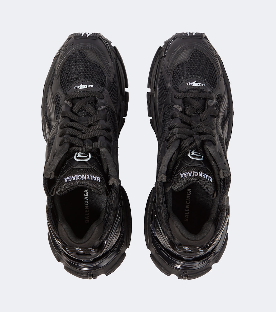 Runner Sneakers