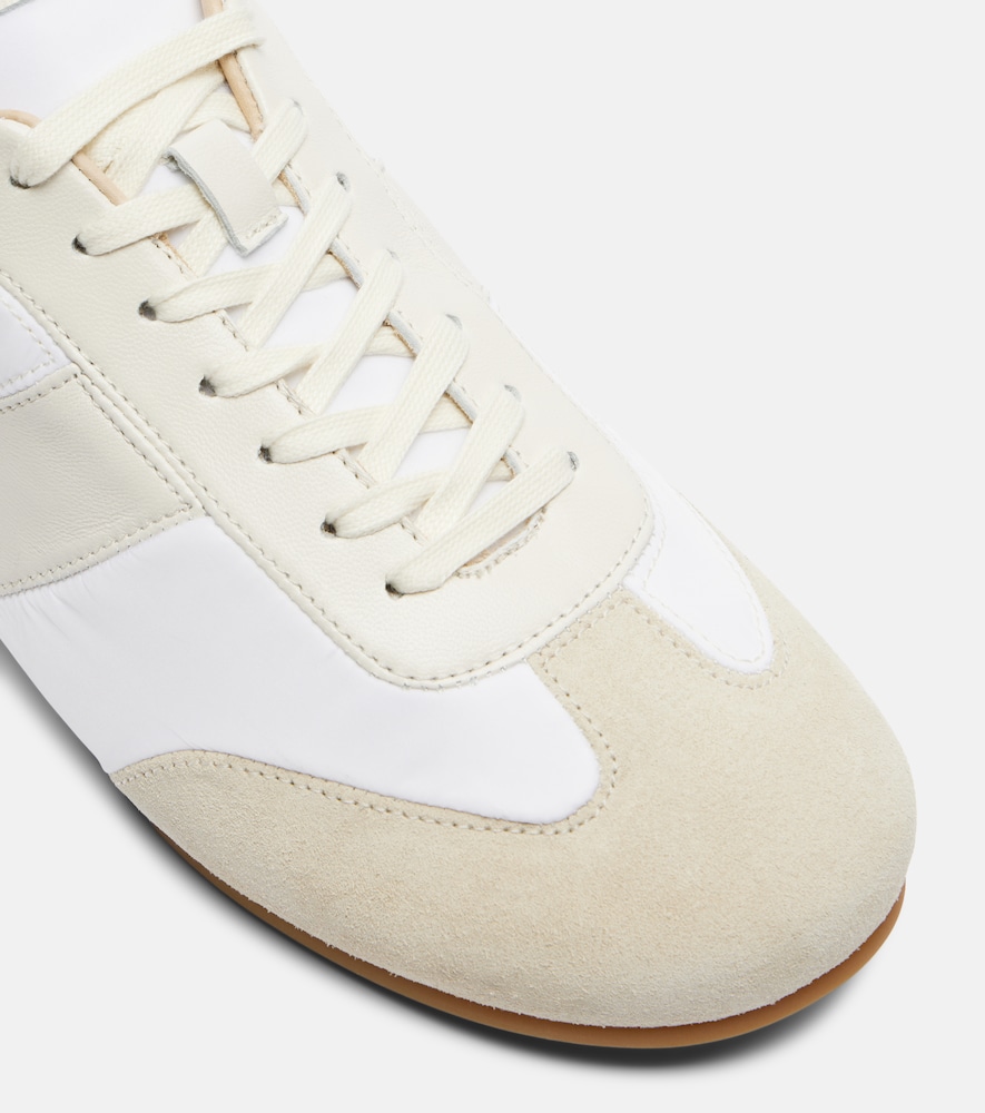 Soft Sneakers