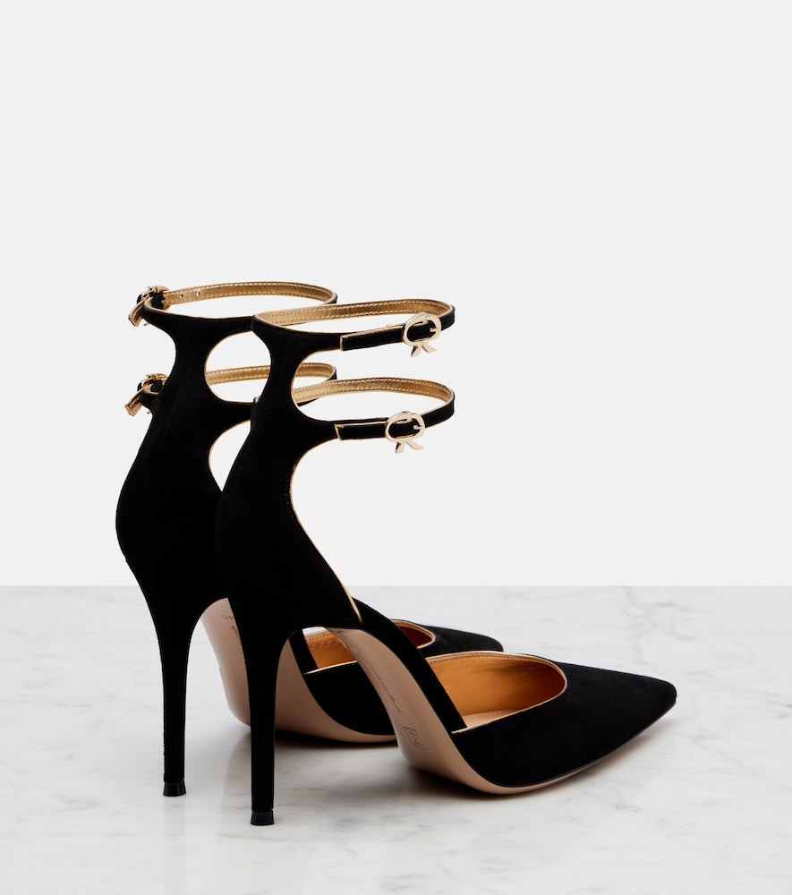 Ivette Pumps