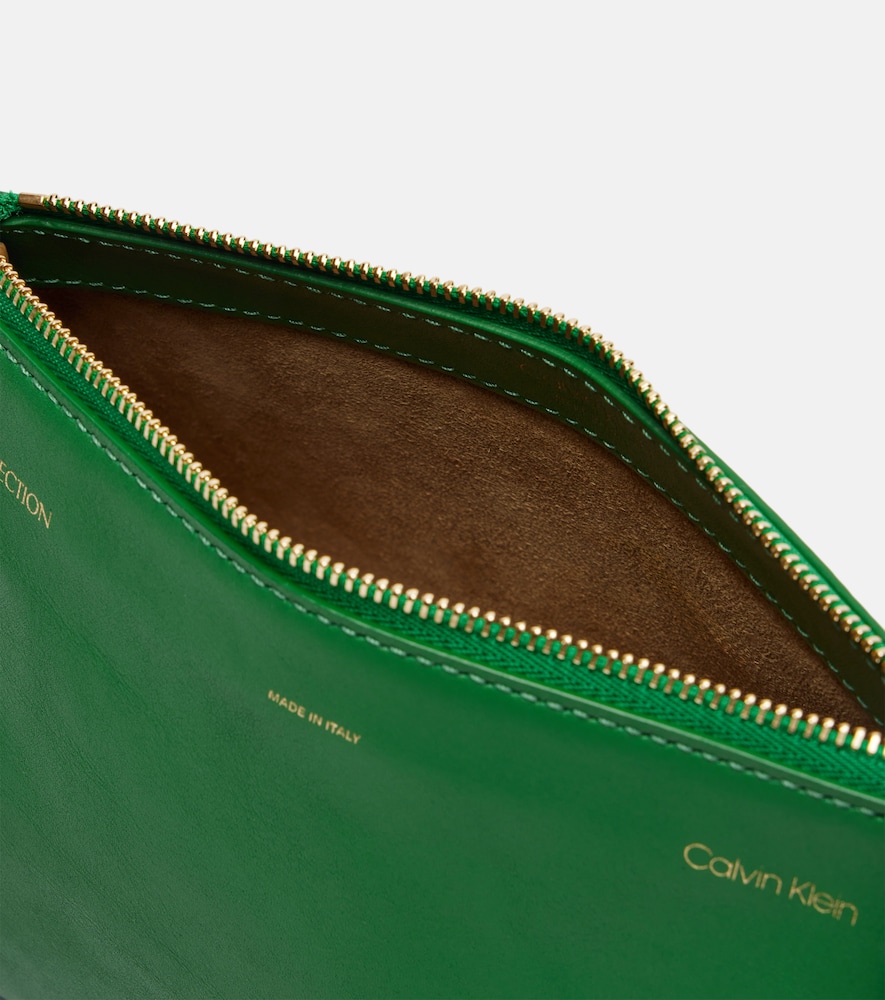  Calvin Klein Collection Calvin Klein Collection Essential Case Mini Leather Clutch 