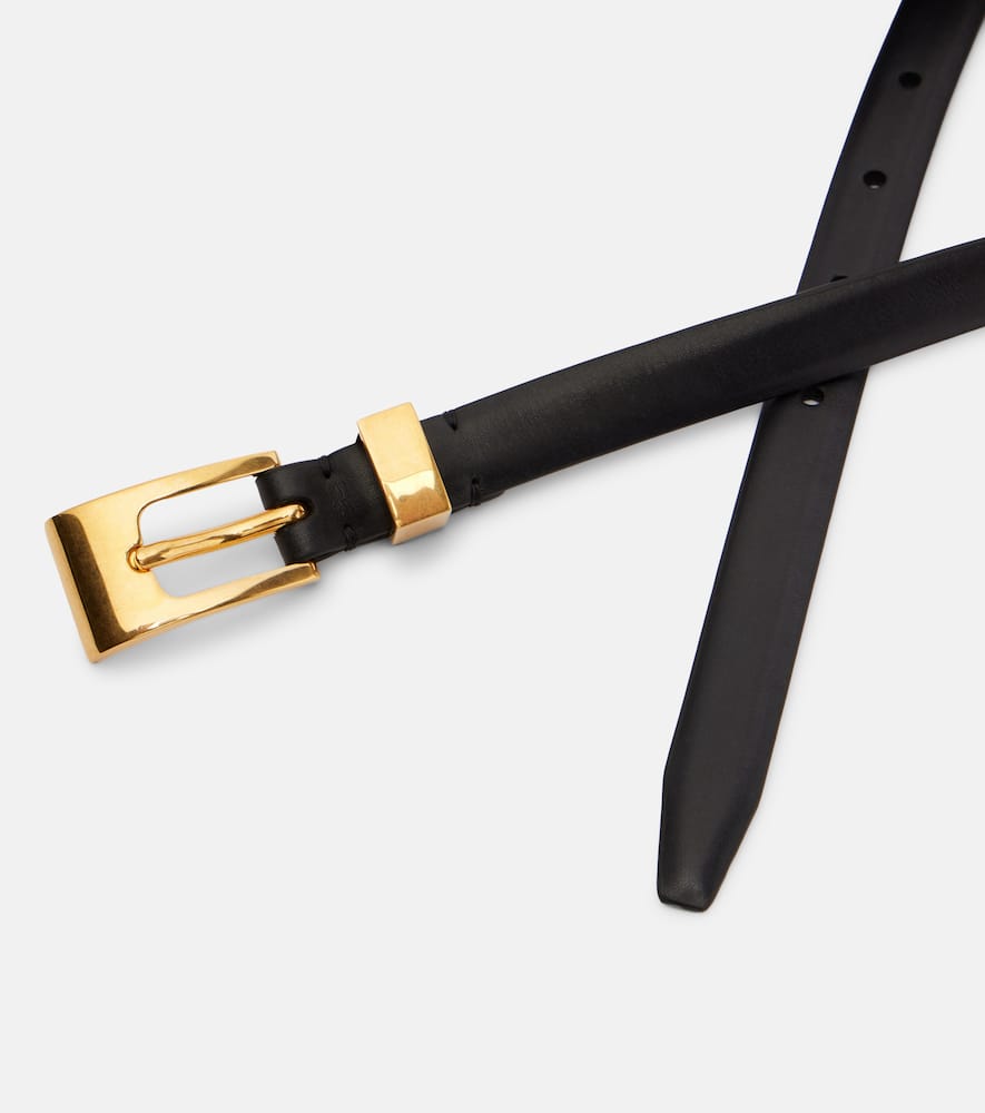 The Row Downtown Leather Belt In Black
