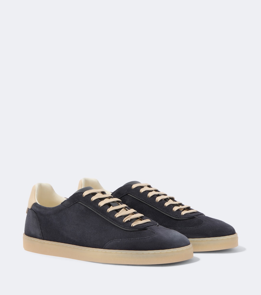 Sneakers aus Veloursleder