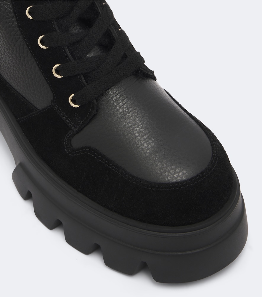 Sapporo Shearling-Lined Leather Lace-Up Boots