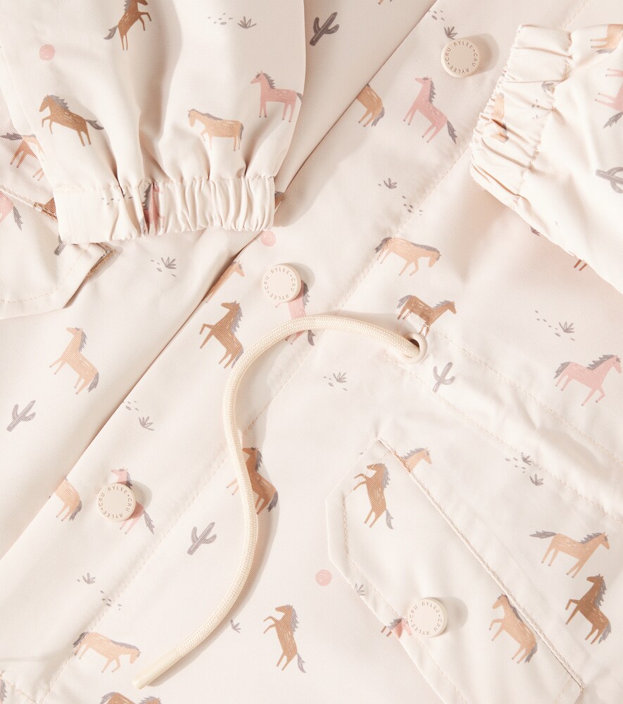  Rylee + Cru Rylee + Cru Bedruckter Regenmantel 