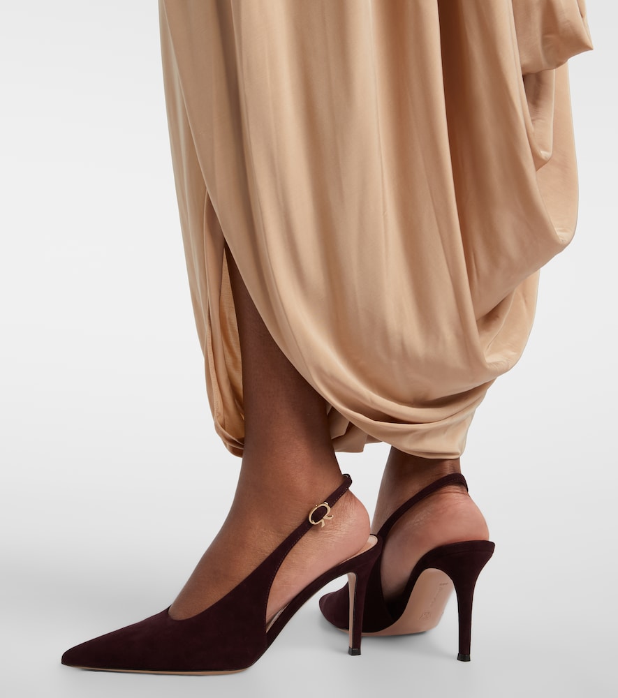Gianvito Rossi Robbie suede slingback pumps