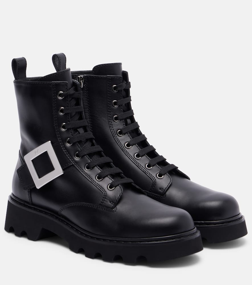 Roger Vivier Strap Buckle Leather Boots With Round Toe In Black