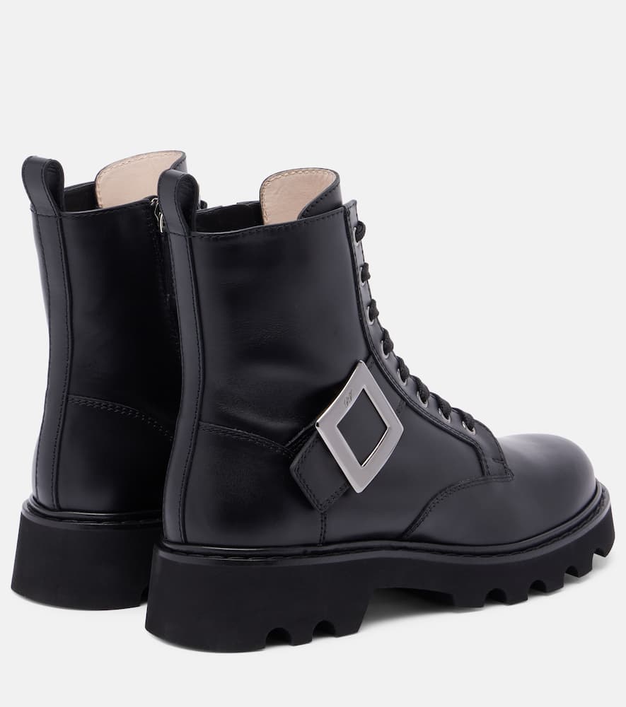 Roger Vivier Strap Buckle Leather Boots With Round Toe In Black
