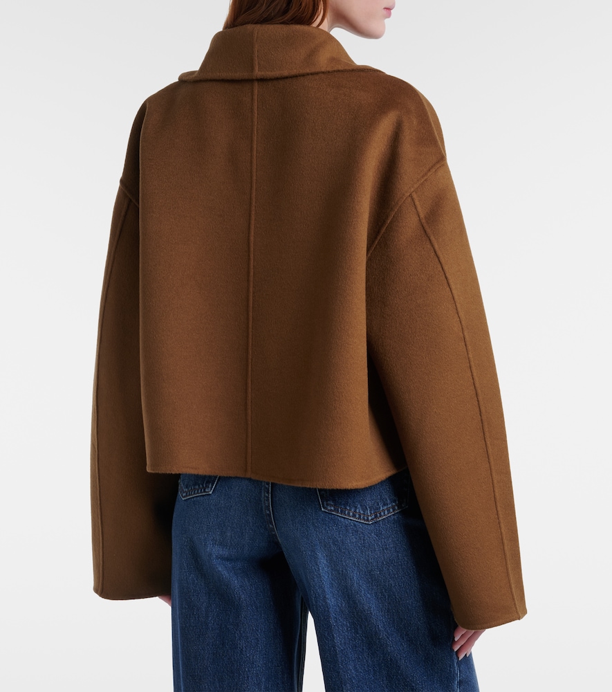  Toteme Toteme Signature Cropped Wool Double Jacket 