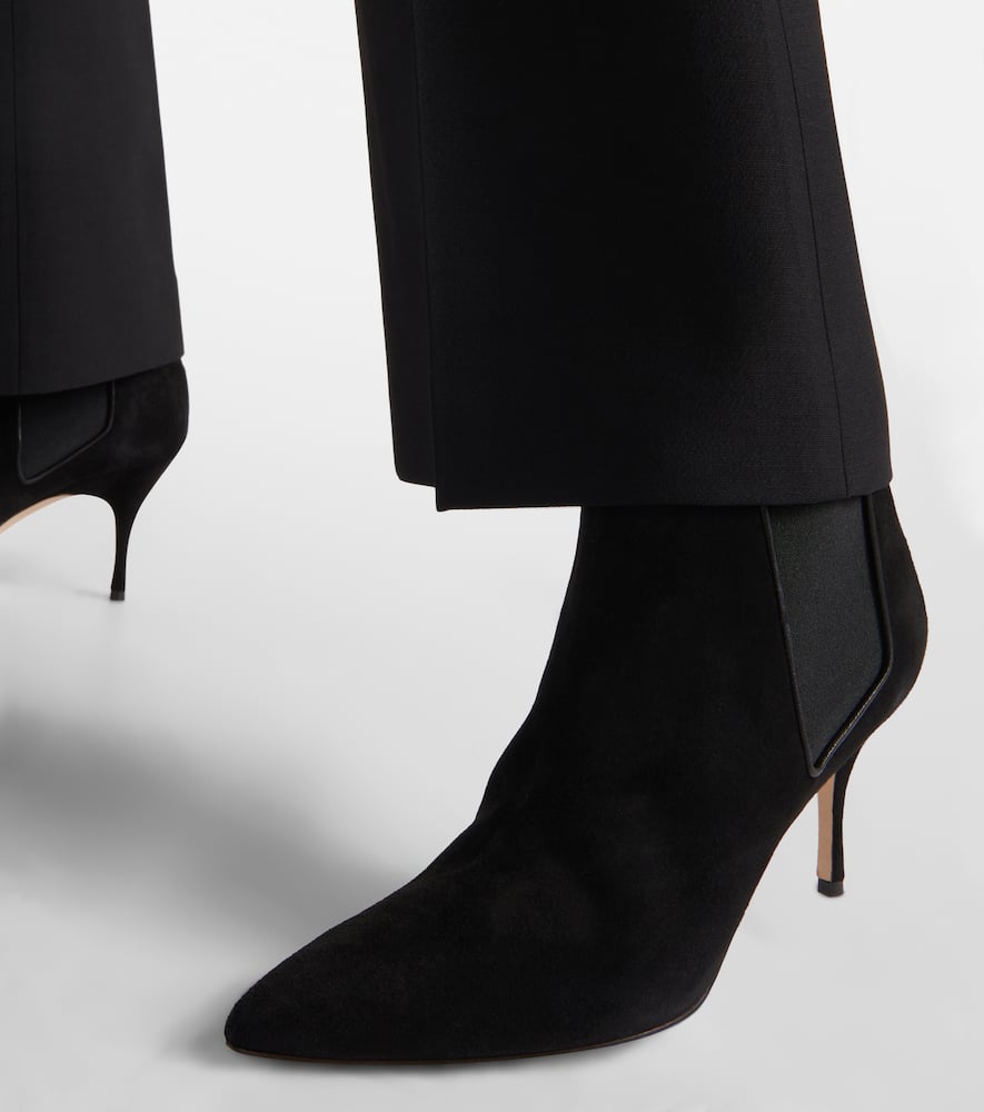 Manolo Blahnik Dildi Otto Suede Ankle Boots In Black