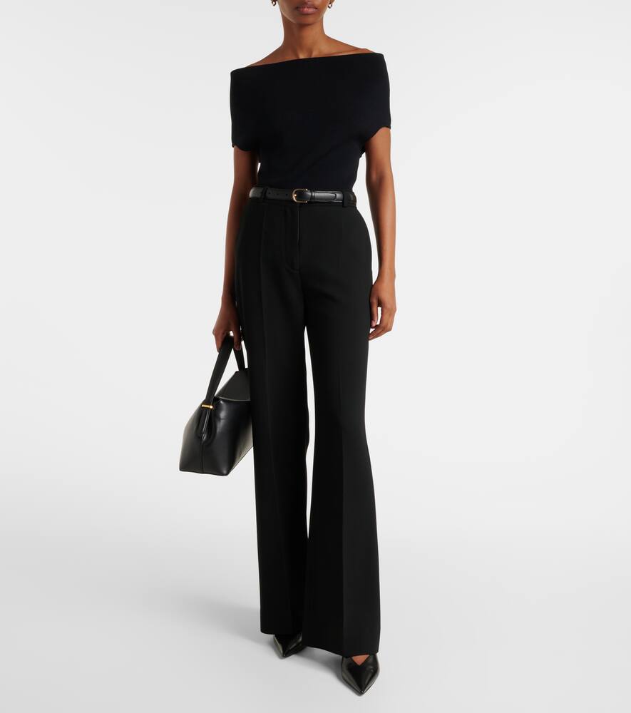 Totême Knitted Off-shoulder Top In Black