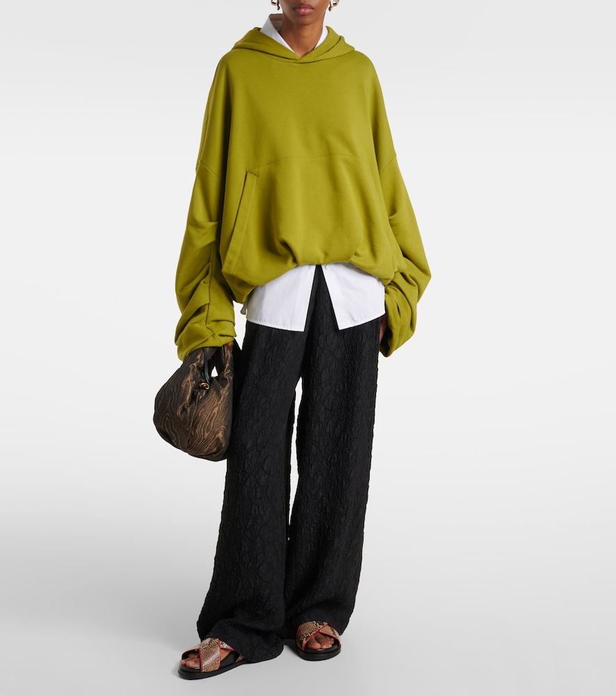 Snake-Effect Slingback