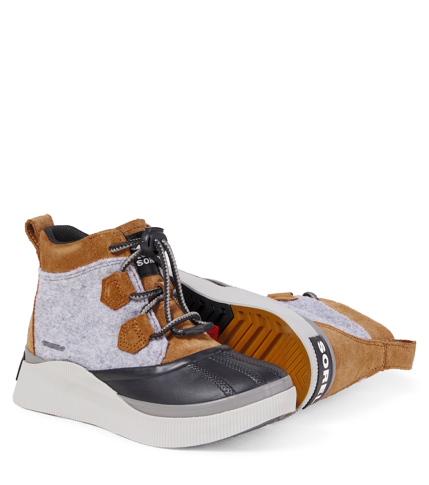  Sorel Kids Sorel Kids Out N Aboutâ¢ Suede Boots 