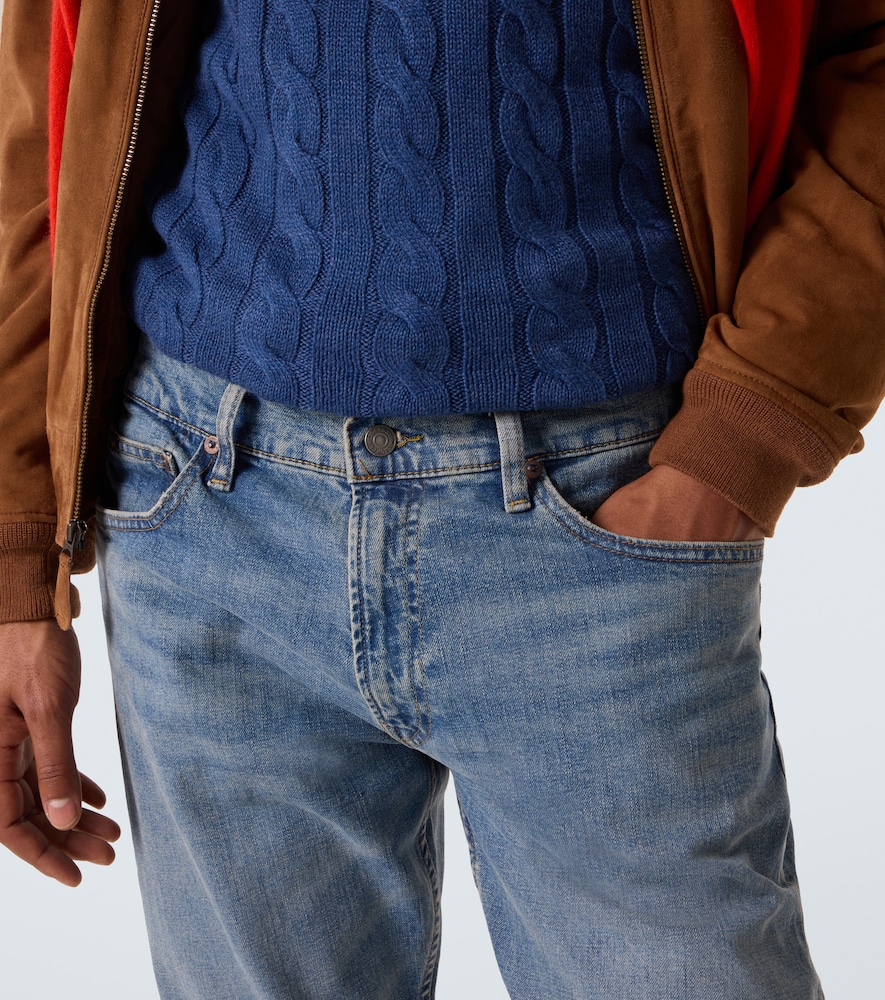 Straight Jeans