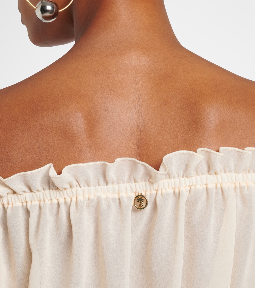  Bananhot Bananhot Ora Ruffled Off-shoulder Crop Top 