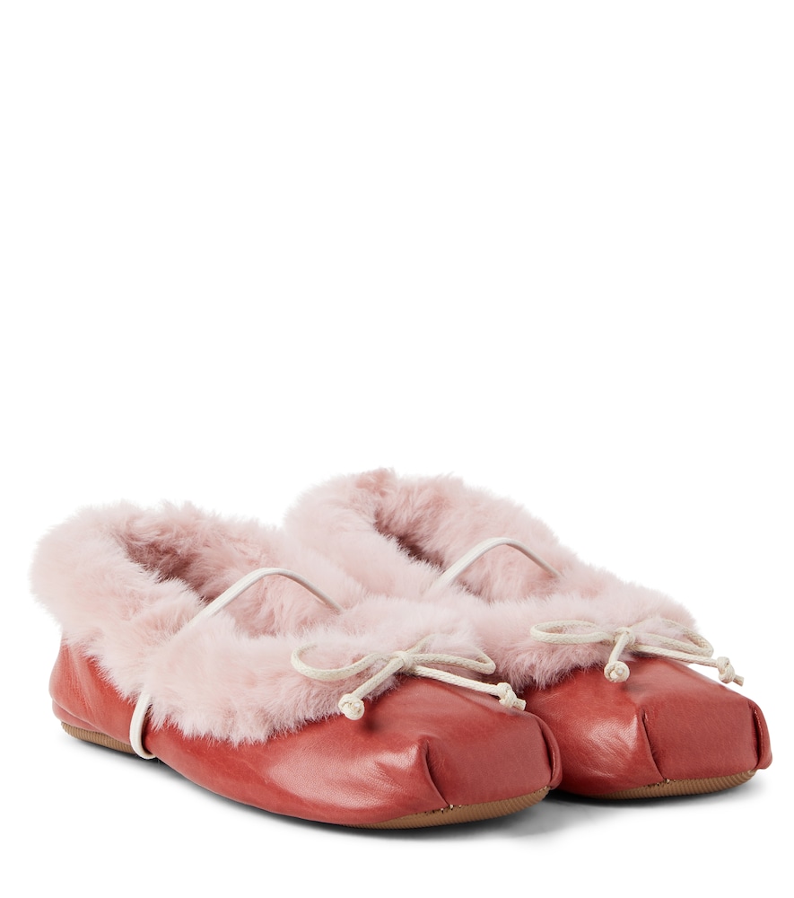PèPè Ballerinas aus Leder mit Shearling