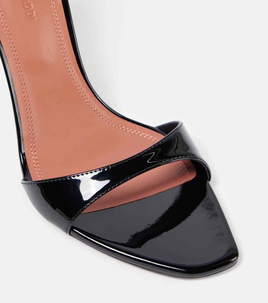 Amina Muaddi Sandali Agnese In Pelle Nera Donna In Black