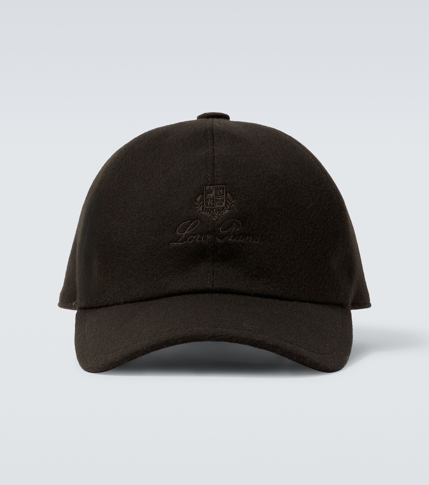 Loro Piana Loro Piana Logo embroidered suede baseball cap　ロロ ピアーナのロゴ刺繍入りスエード ベースボール キャップ