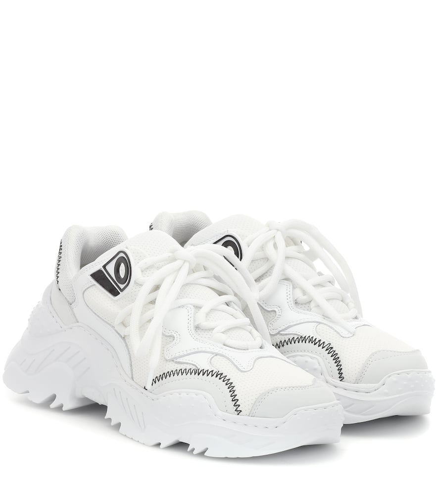 Click to view more detailed imagery on our partner's website N°21 N&Deg;21 Oversize Running Sneaker In White