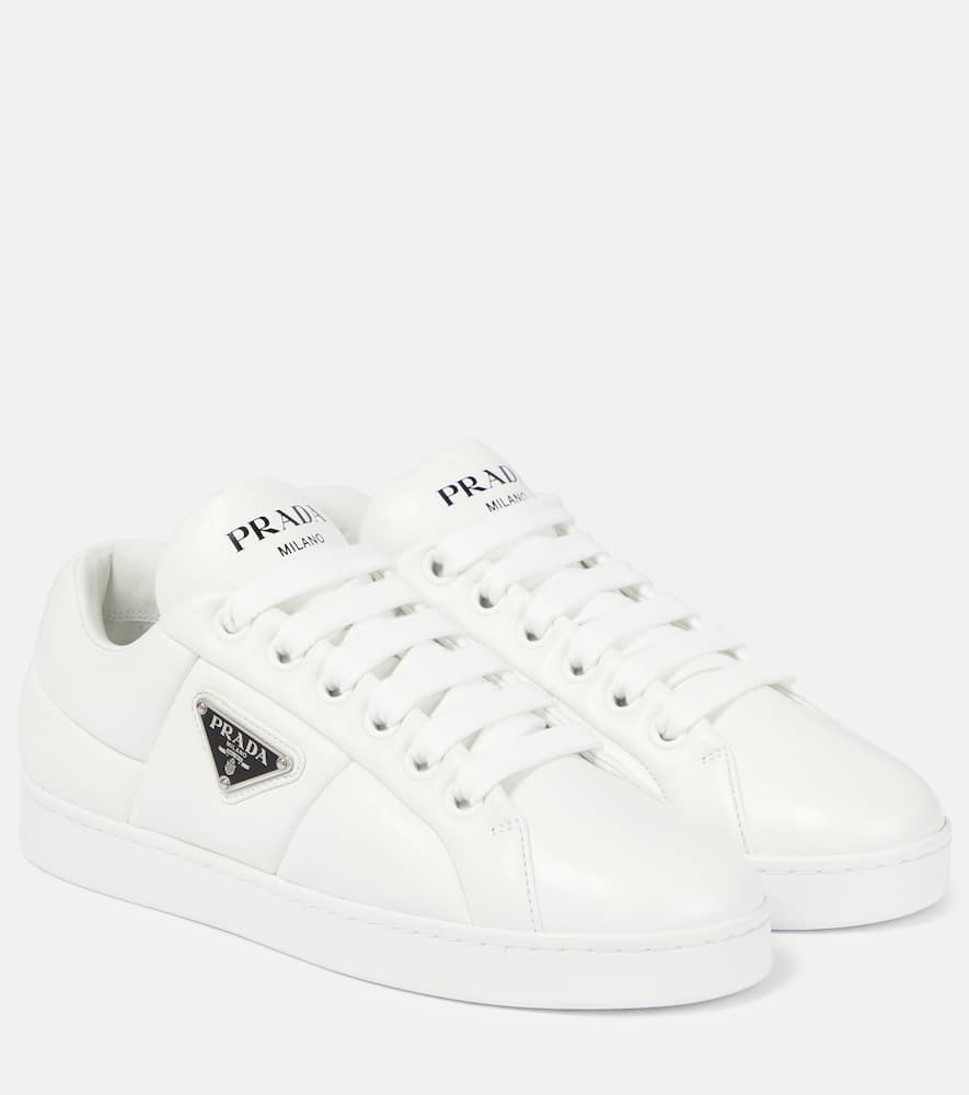 Leather low-top sneakers
