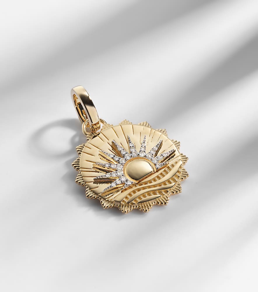Foundrae Internal Compass 18kt Gold Pendant With Diamonds