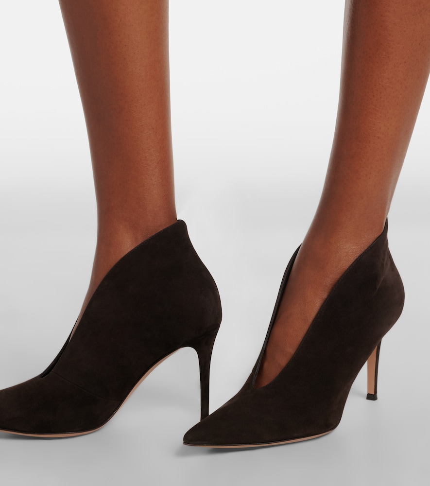 Gianvito Rossi Vania suede pumps