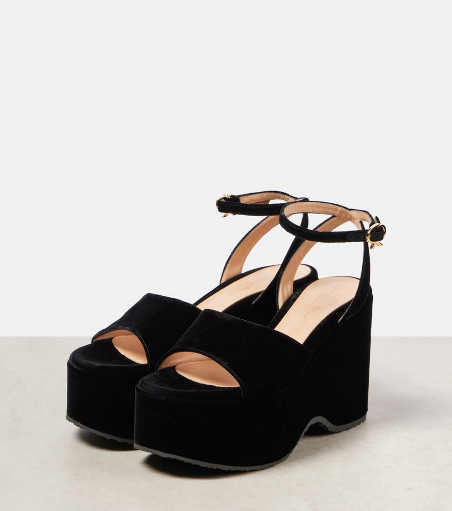 Gianvito Rossi Velvet Wedge Sandals In Black