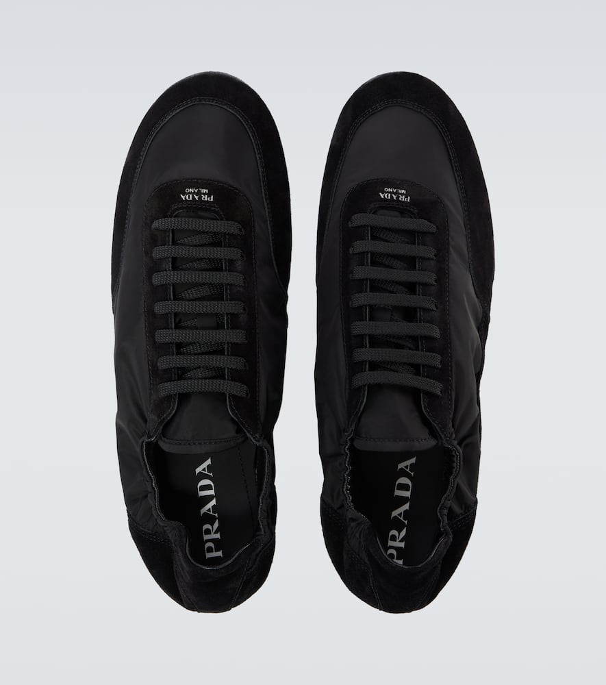 Prada Collapse Re-nylon And Suede Sneaker Men In Schwarz