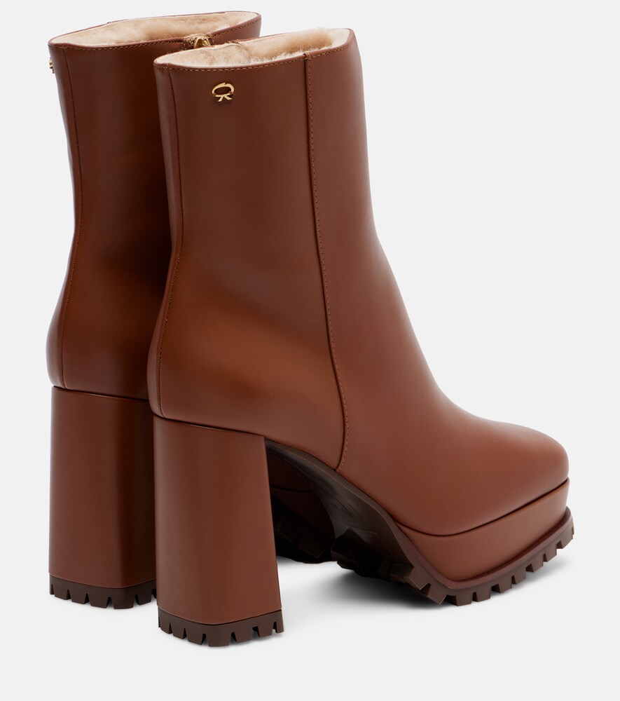  Gianvito Rossi Gianvito Rossi 70 Shearling-lined Platform Ankle Boots 