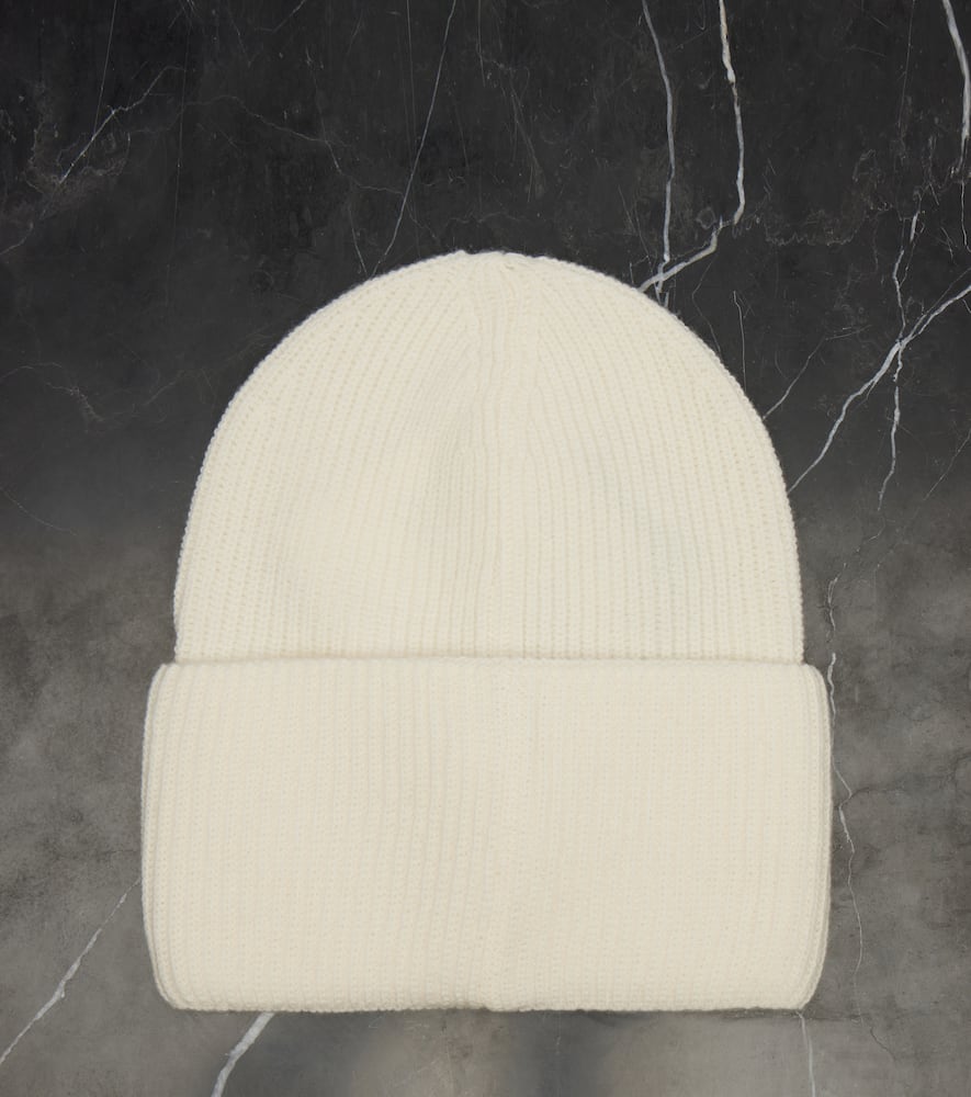 Moncler Ribbed Knit Wool Beanie With Felt Logo Patch In White