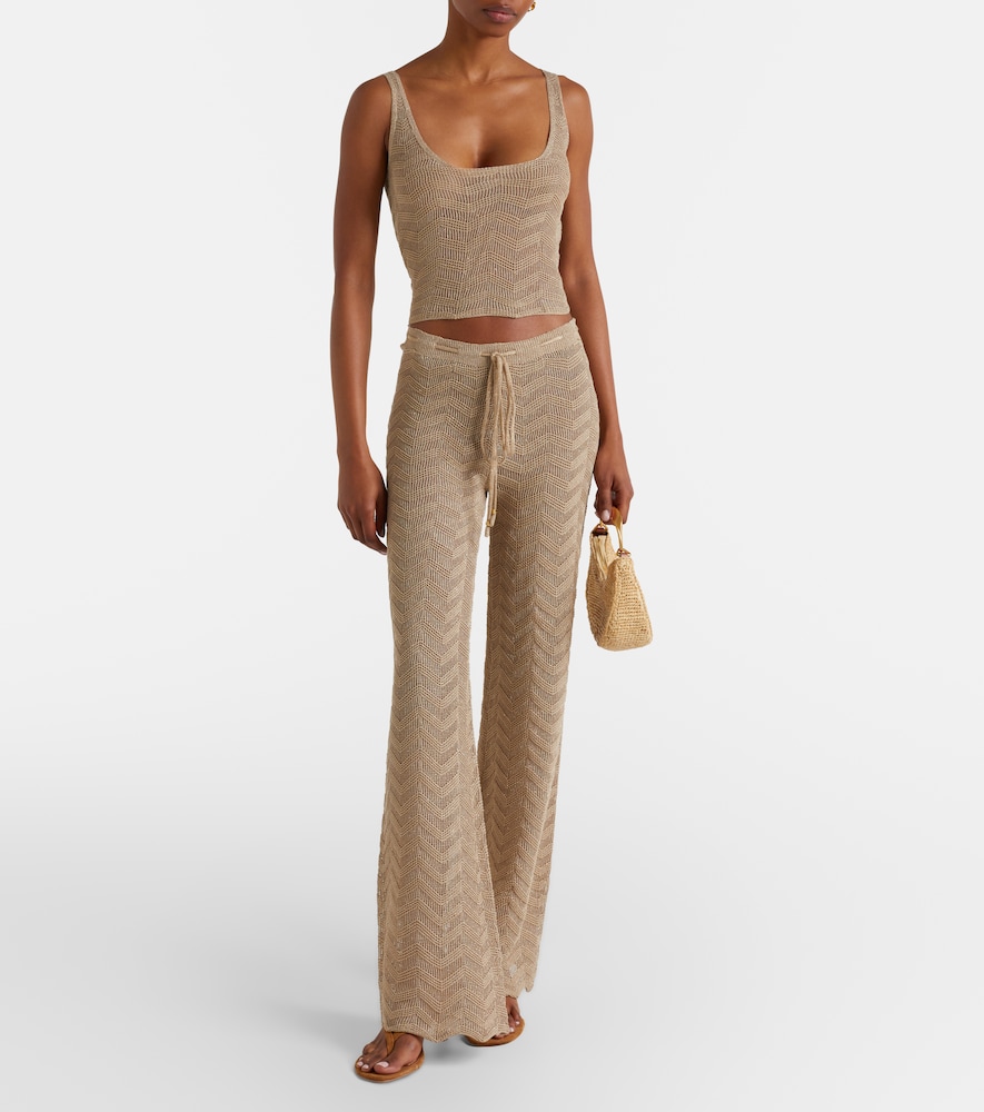  Bananhot Bananhot Bia Semi-sheer Top 